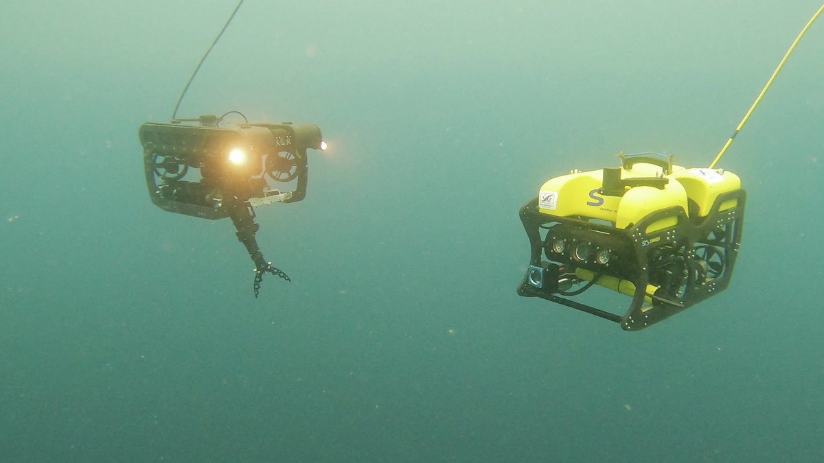 SEAMORmarine's tweet image. There's nothing like bumping into an old friend in an unexpected place 👋  Thanks to Sea Engineering Inc for snapping this fantastic photo of a SEAMOR Chinook ROV and one of its Canadian neighbours exploring the deep together in Guam.

#ROVCanada #ROV #RemotelyOperatedVehicle #