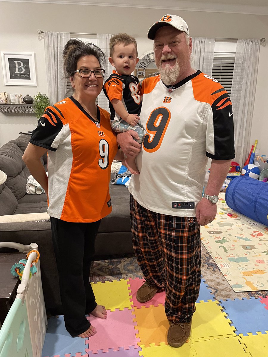 ToddVancleve's tweet photo. WhoDey!@Bengals #GramaKat #GrampaKat #BabyKat #RuleThePlayoffs #ShowYourStripes https://t.co/ZOh3P4wezb