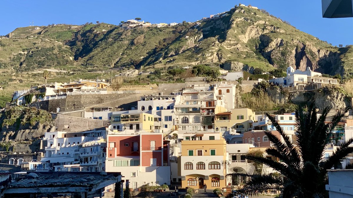 BrunoCignini's tweet photo. Ischia, un isola di natura, cultura e tradizioni 😊 https://t.co/f8RAMofMJM
