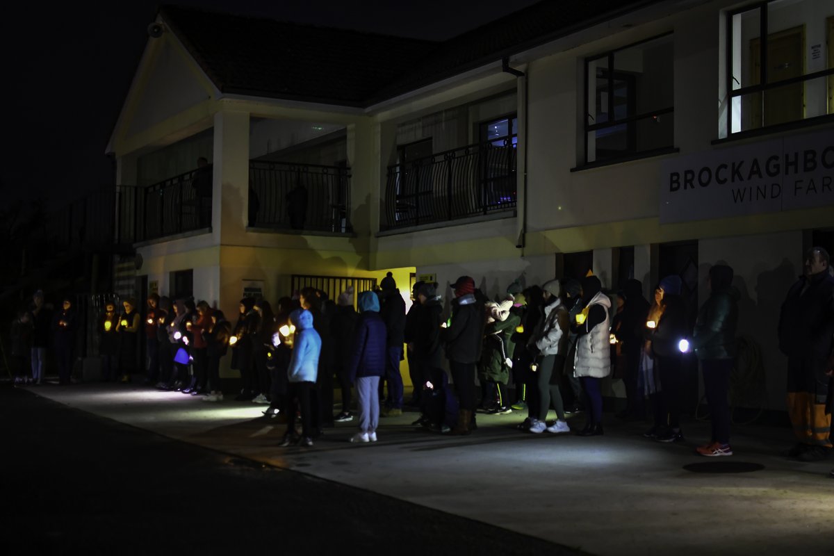 GlenullinGAC's tweet photo. Tonight, over 150 members of our club and community came out to support a candlelight vigil to remember Ashling Murphy of @KK_GAA #shewasgoingforarun 🕯️🙏
We also asked for support for the 'Maggie's Call' campaign to improve emergency medical cover in rural areas. #MaggiesCall https://t.co/PEZbrzQIg2