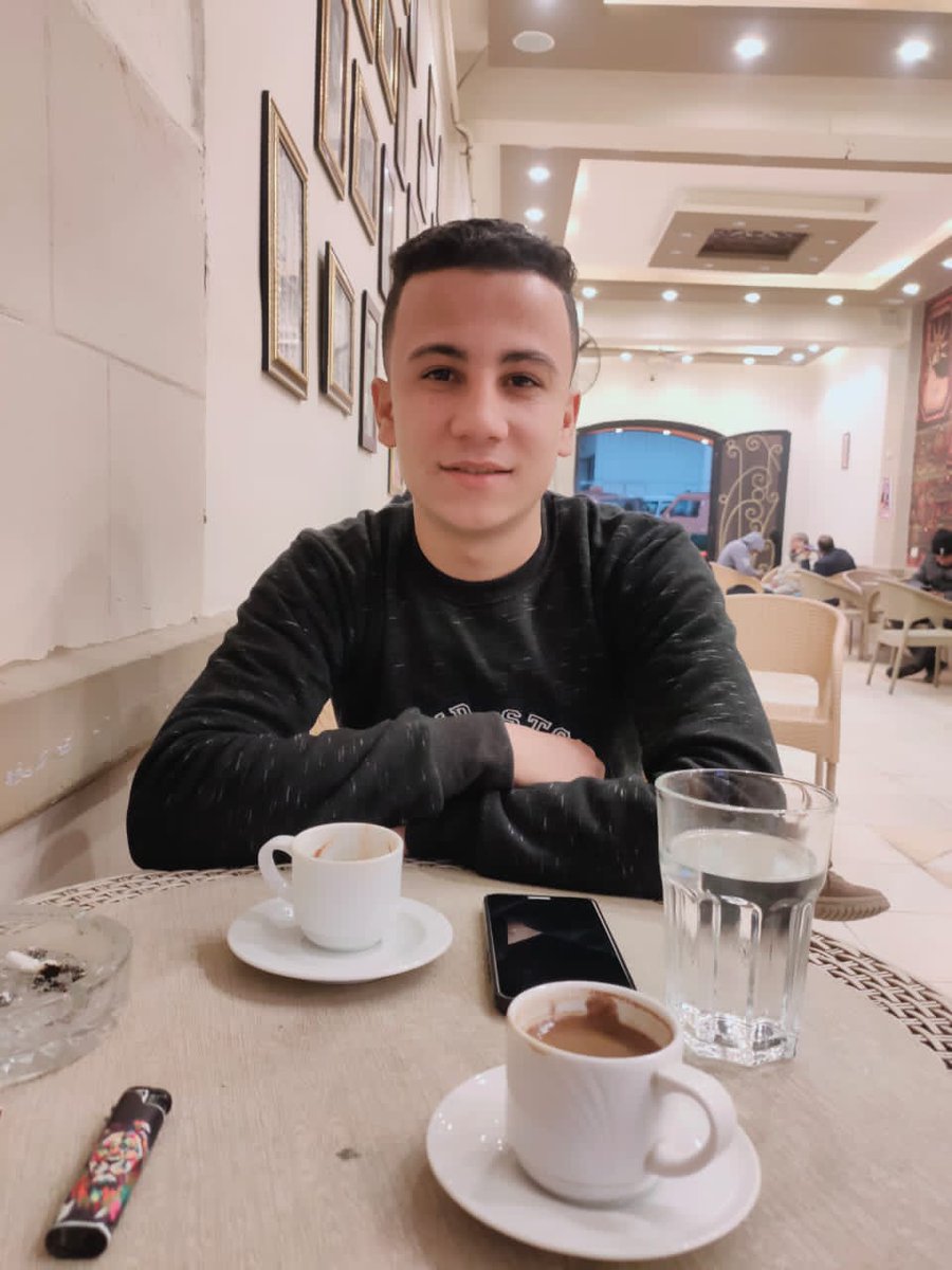 أما عنى " فقد فوضت أمرى لله فهو سندى و وكيلىِ ، وأيقنتُ أن من يفوض أمره لله لا يضيع أبدا "...❤