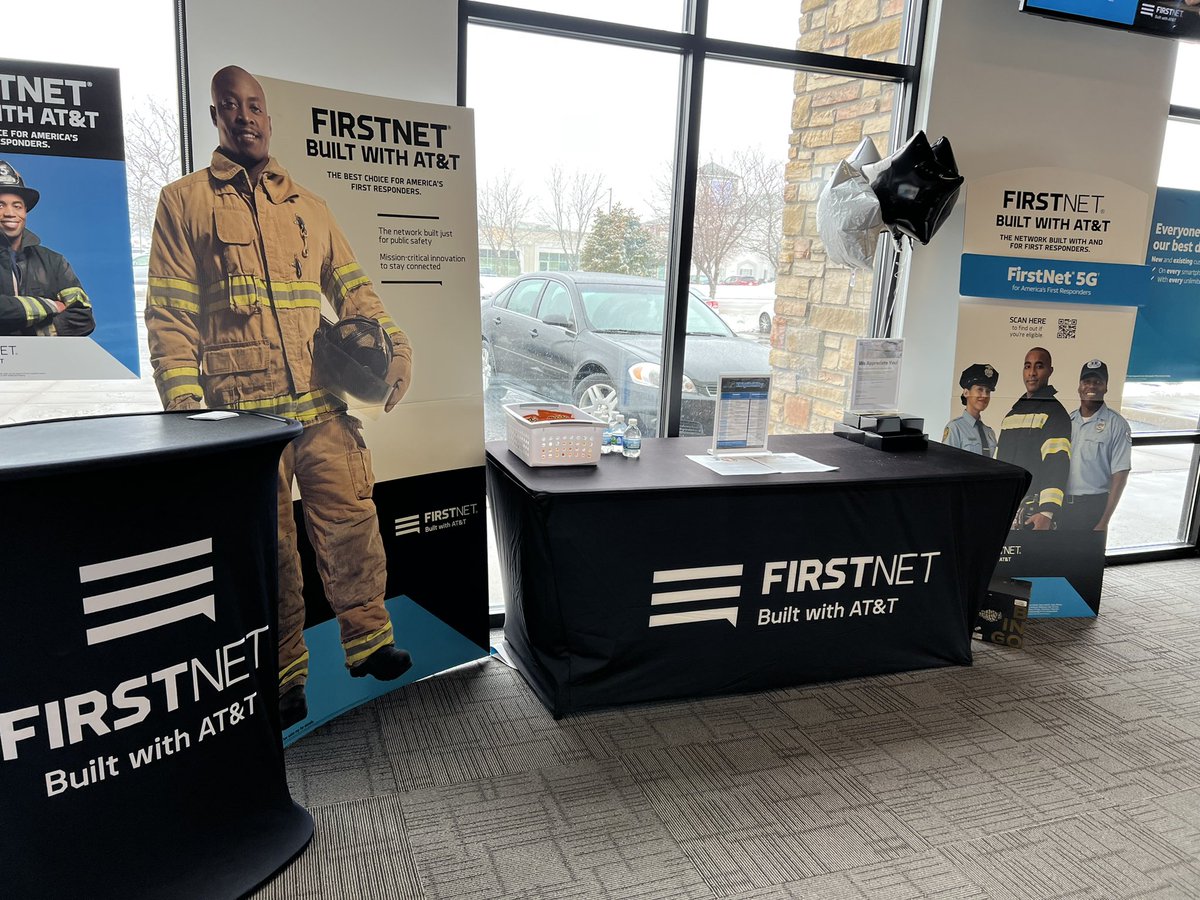 LaLuLouBeanz's tweet image. #FirstNetFriday Helping our CNAs get the best deals, like a free Apple Watch Series 7!! #firstnet #HealthcareHeroes