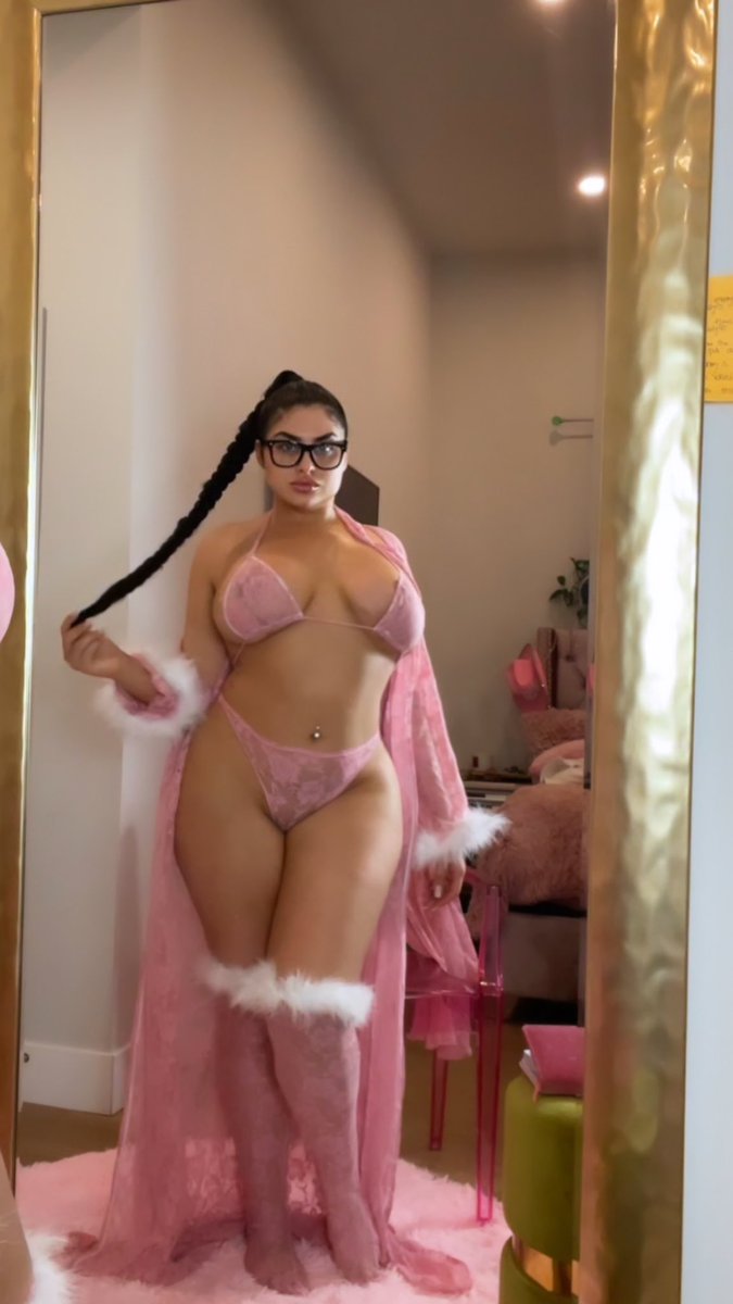 Adriana Sahar tweet media