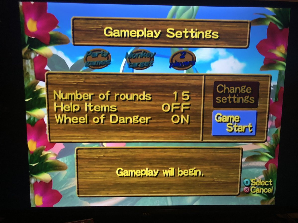 Emmy_Mahoney's tweet photo. Life is a lot like Monkey Ball: the Help Items are off and the Wheel of Danger is on https://t.co/tgtJCpm4AW