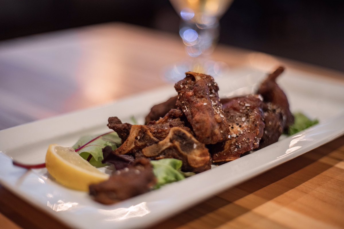 Try something new at Pub Fiction! What’s a menu item you haven’t tried but would like to? Comment below!👇

pubfiction.ca

#pubfiction #pubfood #takeout #foodie #hamont #hamonteats