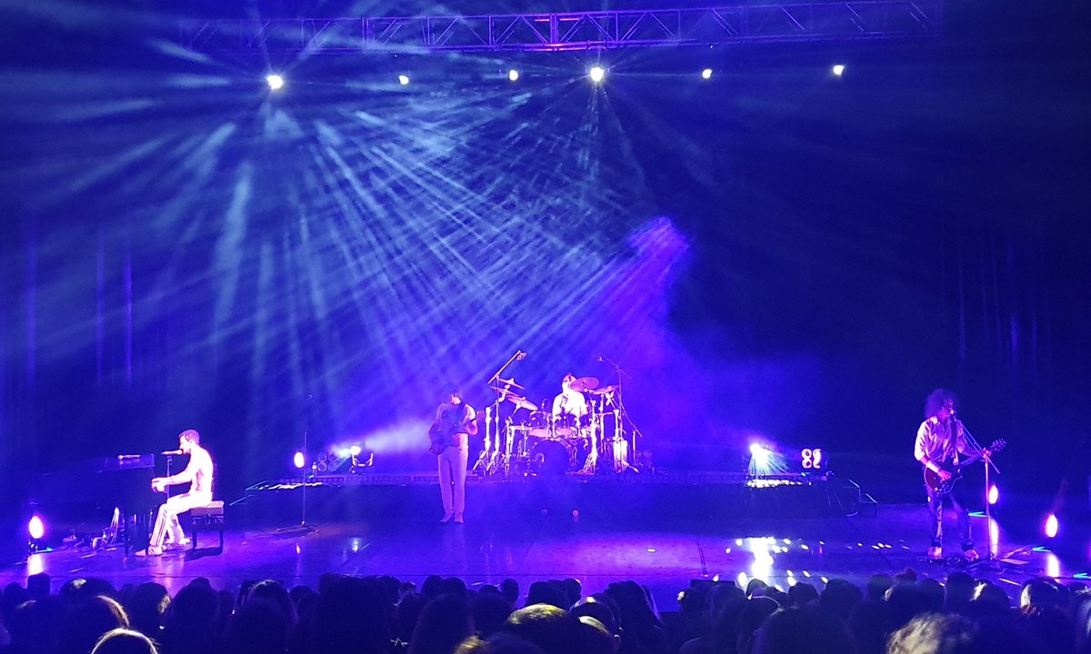 Etorrent64's tweet photo. #Queen Tribute Band #BreakFreeShow Big Concert @auditori_gi https://t.co/JqrpLH3M5J