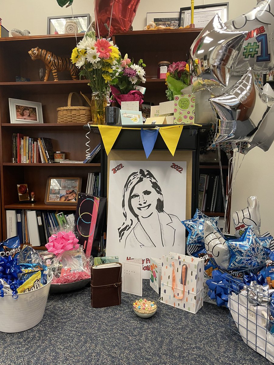 schultz_penny's tweet photo. @OscarSmithMS My heart is overflowing. Thank you for all of the love this week OSM Tigers! https://t.co/uGuA7B4AXC