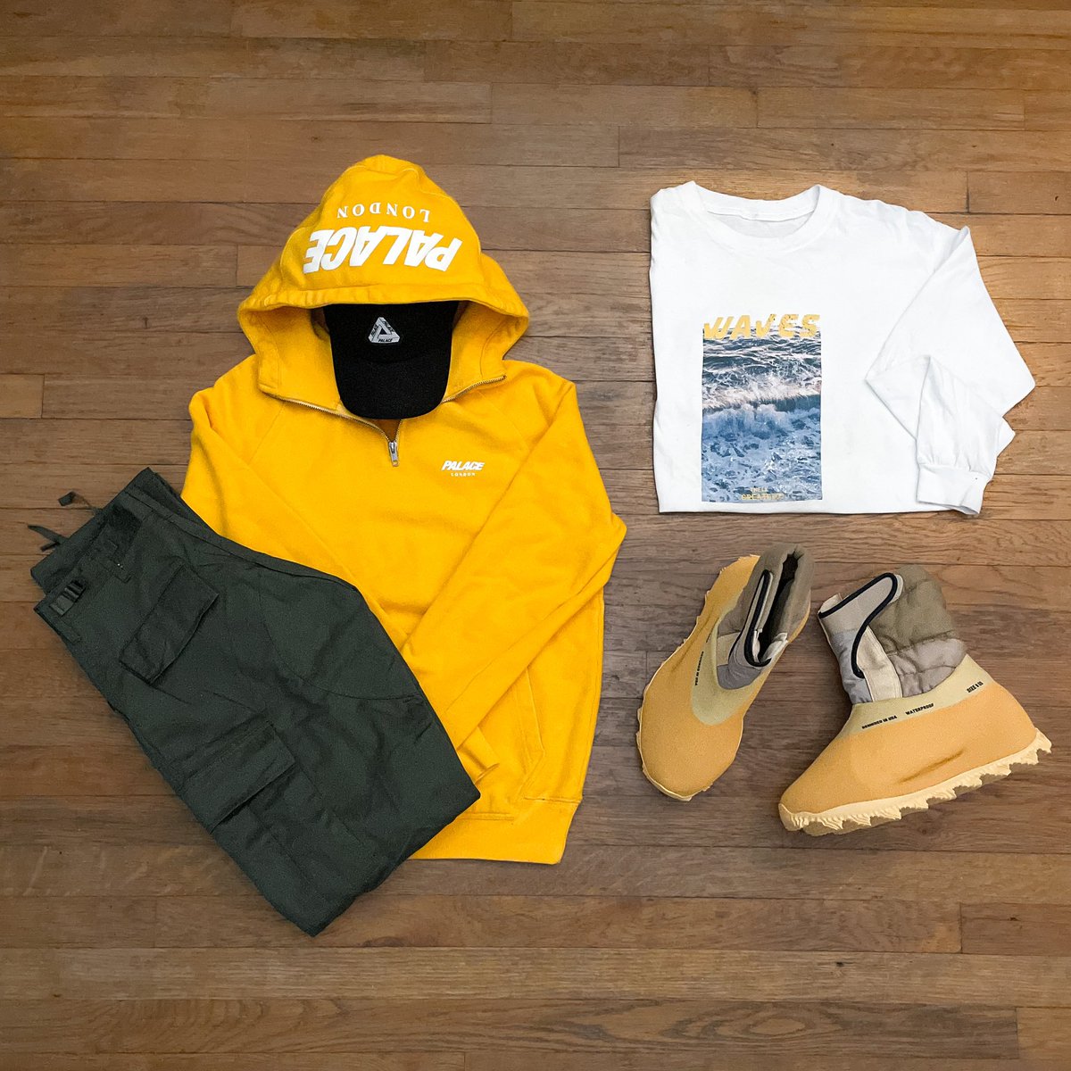SenpaiKoala's tweet photo. 🌊 WAVEY @outfitgrid #outfitgrid 💧
•🧢 by #PalaceSkateboards
•🧥 by #PalaceSkateboards
•👕 by #CreateSupply
•👖 by #Rothco
•👟 by #Adidas #YeezyKnitRNRBoot https://t.co/p35ythBGAb