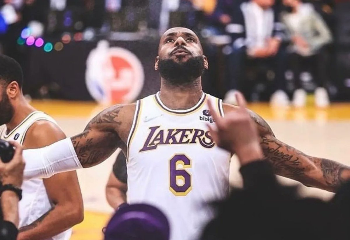 LakersDailyCom's tweet photo. Send LeBron James to the All-Star game ! 

#LeBronJames #NBAAIIStar https://t.co/LzIio80Ou6