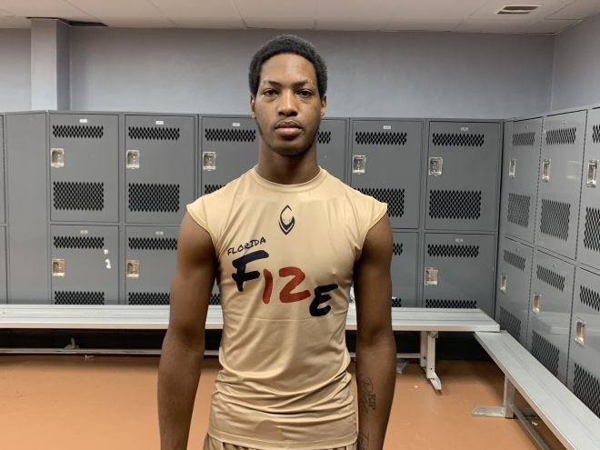 RyanWrightRNG's tweet photo. UCF Knights Insider's Thread: Rising 2023 Florida WR David Jester @DavidJester18 planning UCF visit https://t.co/Z1izApd0au https://t.co/4DpVCzjW78