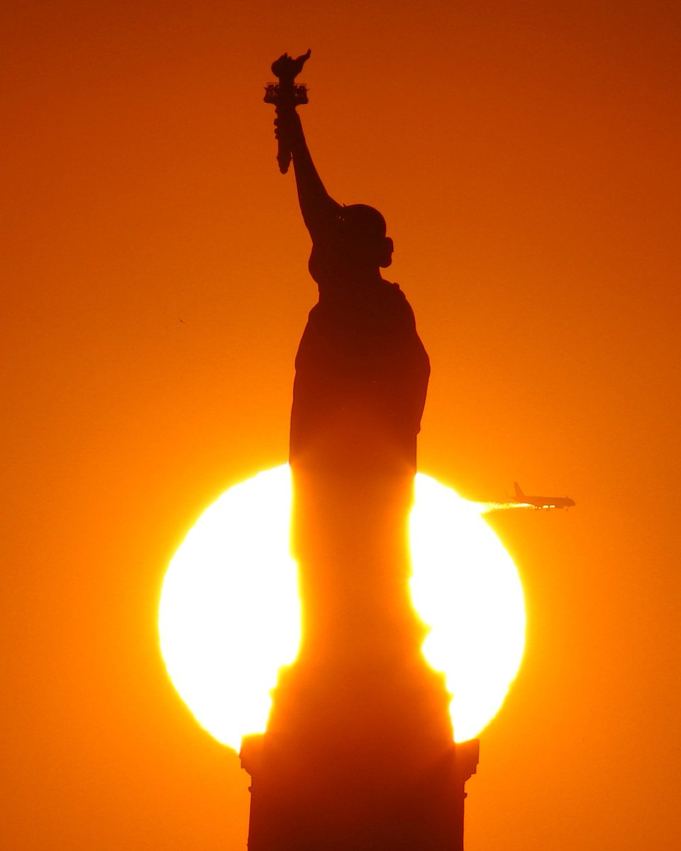 Gary Hershorn tweet media