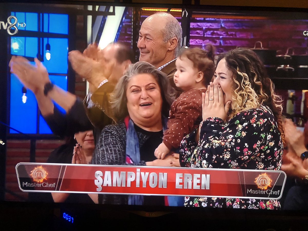 Alkışlar sana kızıl sakallı hemşehrim. #erenkasikci  👏  #mastercheftuerkiye 
Tokat’ın küçük bir dağ köyünden, Türkiye’nin en büyük yarışmasında şampiyon olmanın haklı gururuyla kutluyoruz seni.
#Tokat #niksar #erbaa #almus #zile