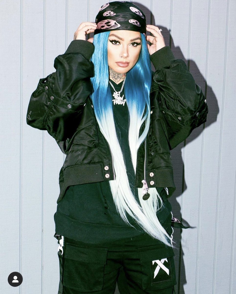 josephbrownaf's tweet photo. Pretty pretty girls want the ultimate lesbian collab 💙 KEHLANI X SNOW THA PRODUCT https://t.co/V5o3rm9KDJ