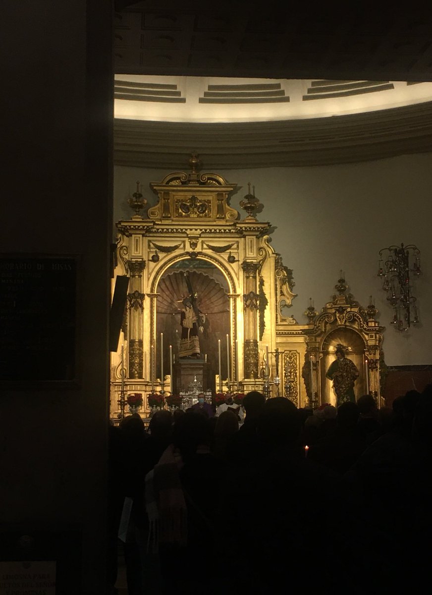 frangomezpa's tweet photo. Siempre hay luz en las tinieblas...
#2022GranPoder
#ViernesdelSeñor https://t.co/PXDaRcCPld