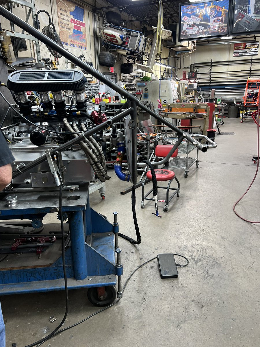 1sam91's tweet photo. A special thank you goes out to the entire team at Factor 1 Racing for getting my frame repaired in record time. I will be able to race tomorrow because of the time and effort they put in for me. https://t.co/IjWtgv5lma