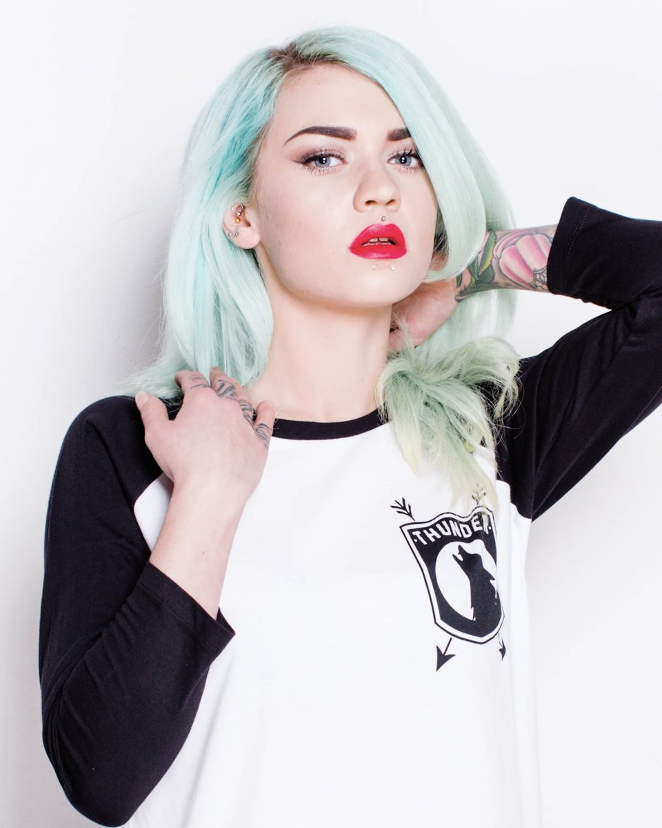 Thunder Apparel tweet media