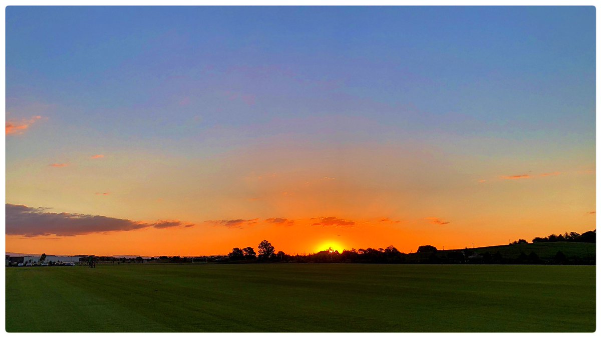 moralist_n's tweet photo. Rototuna Sports Park #Sunset #Evening https://t.co/TDKahETCJH
