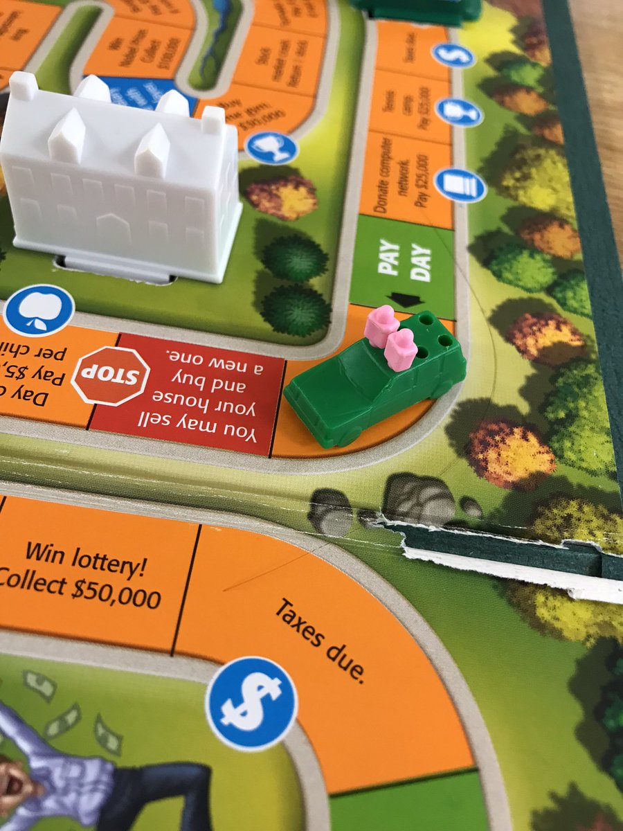 monee_big's tweet photo. I pretending I was dating Zendaya in The Game of Life (ignore the hair) https://t.co/bBKuzhuMmB
