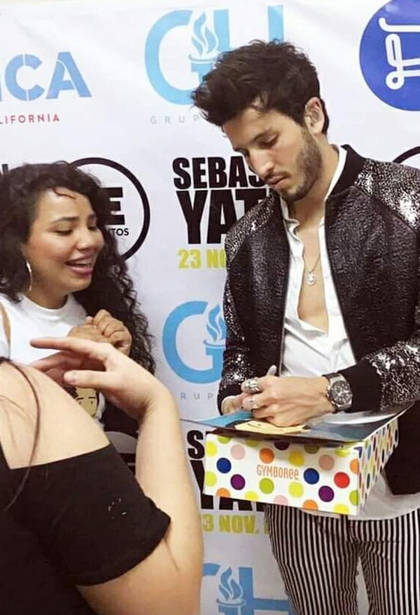 IAmYoliBell's tweet photo. @SebastianYatra Tu eres quien provoca esa magia en mi, la que me hace sentir especial; tu música, tu voz, tus letras. Gracias porqué me has rescatado sin saberlo, eres paz, eres alegría, eres ese apapacho que llena el alma cada que canta. @SebastianYatra love u 💕 https://t.co/qIrOqeyPj0