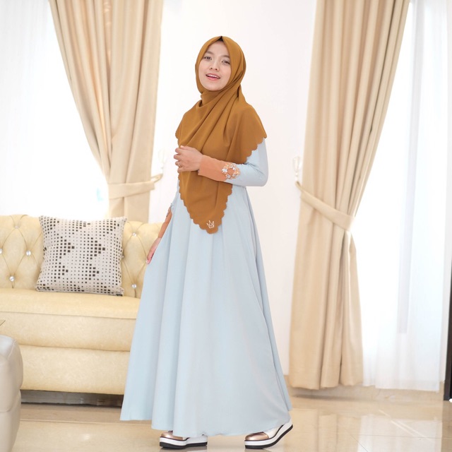 Cek EmmaQueen - Dress Muslim Leanna dengan harga Rp299.000. Dapatkan di Shopee sekarang! shp.ee/fkk9ac9