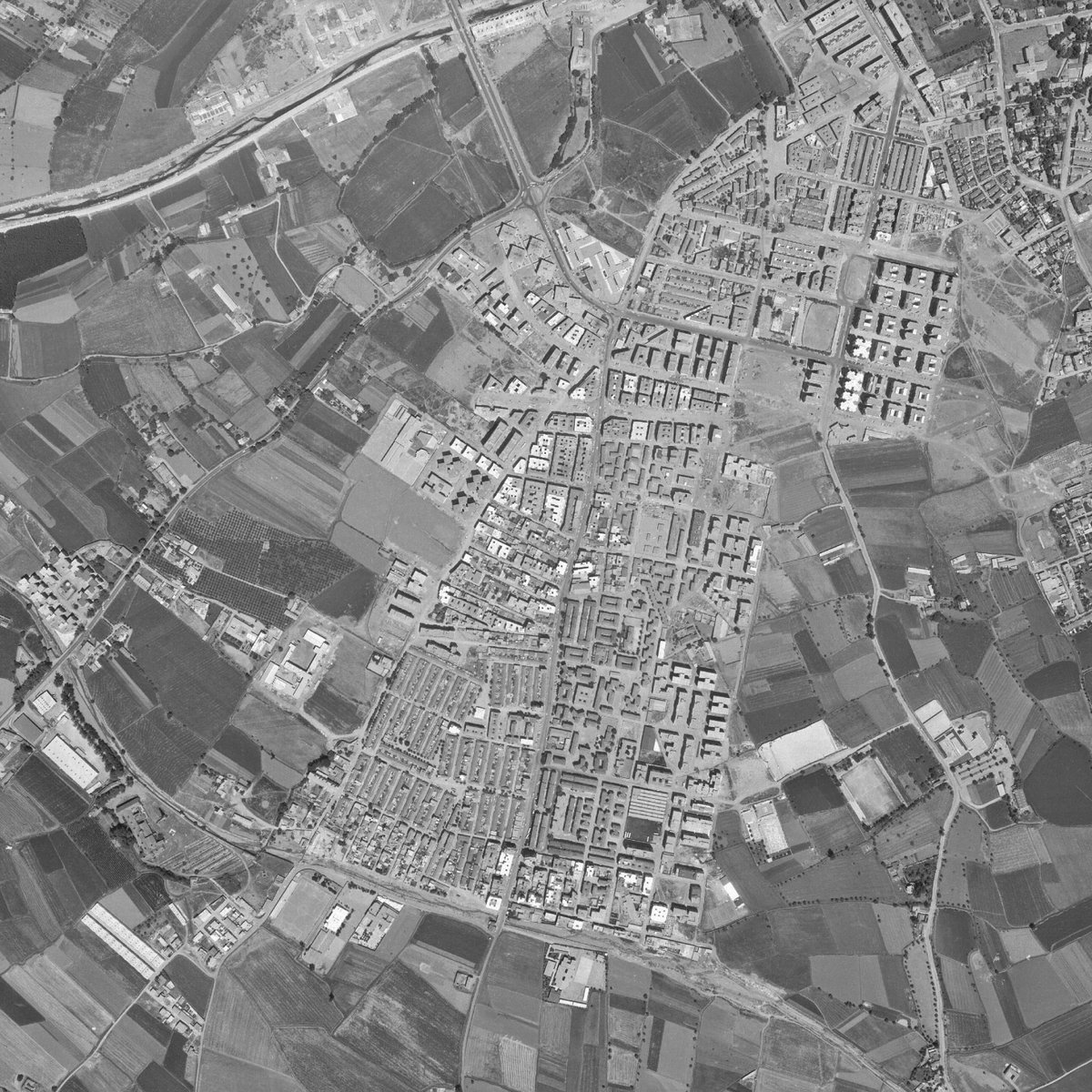 Samuel_MR17's tweet photo. Barrio del Zaidín (Granada), 1977-2020 https://t.co/1sNprW4kBz