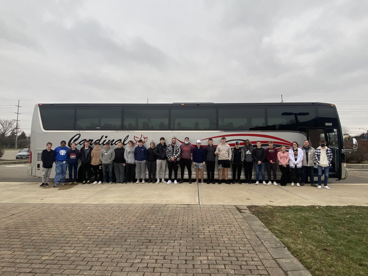 GCHSSkiClub's tweet photo. We departed for @snowshoemtn after school today! Supposed to get 10-15” of snow while we are there! Fantastic group ready for some fantastic skiing! ⛷ 🏂 @GCHS_Greyhounds https://t.co/5lfksyG2Qc
