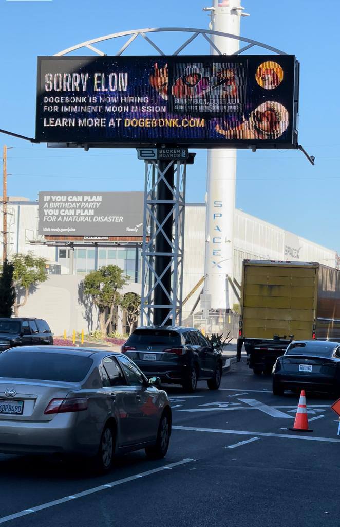 👀 #SorryElon, 2nd place is still good but #DogeBonk is already the #FirstMemeCoinInSpace 🚀 We are hiring for an imminent moon mission if you'd like to join us <a href="/SpaceX/">SpaceX</a> employees 😎 
<a href="/elonmusk/">Elon Musk</a> #DogeBonk $DOBO #FirstMemeCoinInSpace #billboards #memetools #bsc #BSCGem <a href="/BMcGleenon/">Brian McGleenon</a>