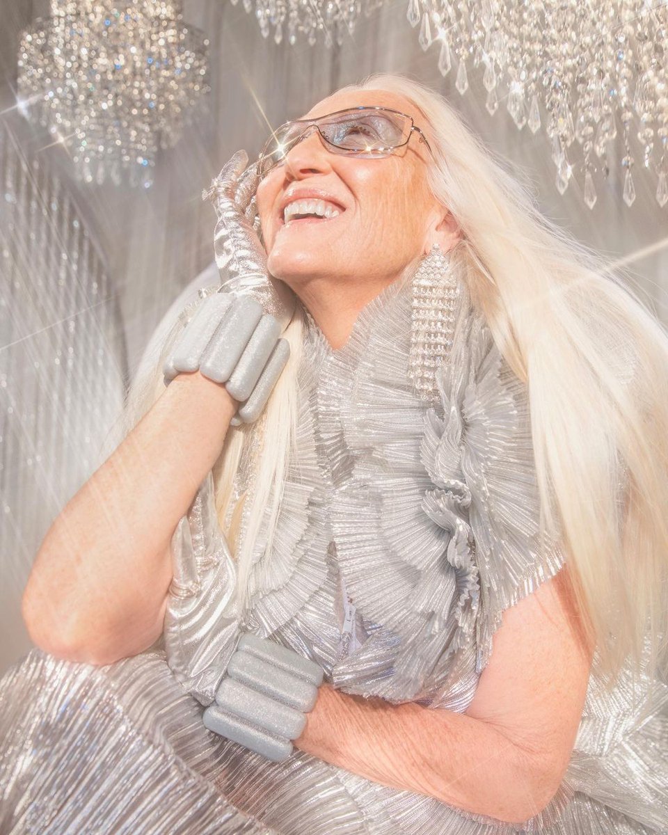 We've glowed up ✨ Browse the dreamy, refreshed site, elevated Bangles &amp; new Kits. ⁣SHOPBALA.COM