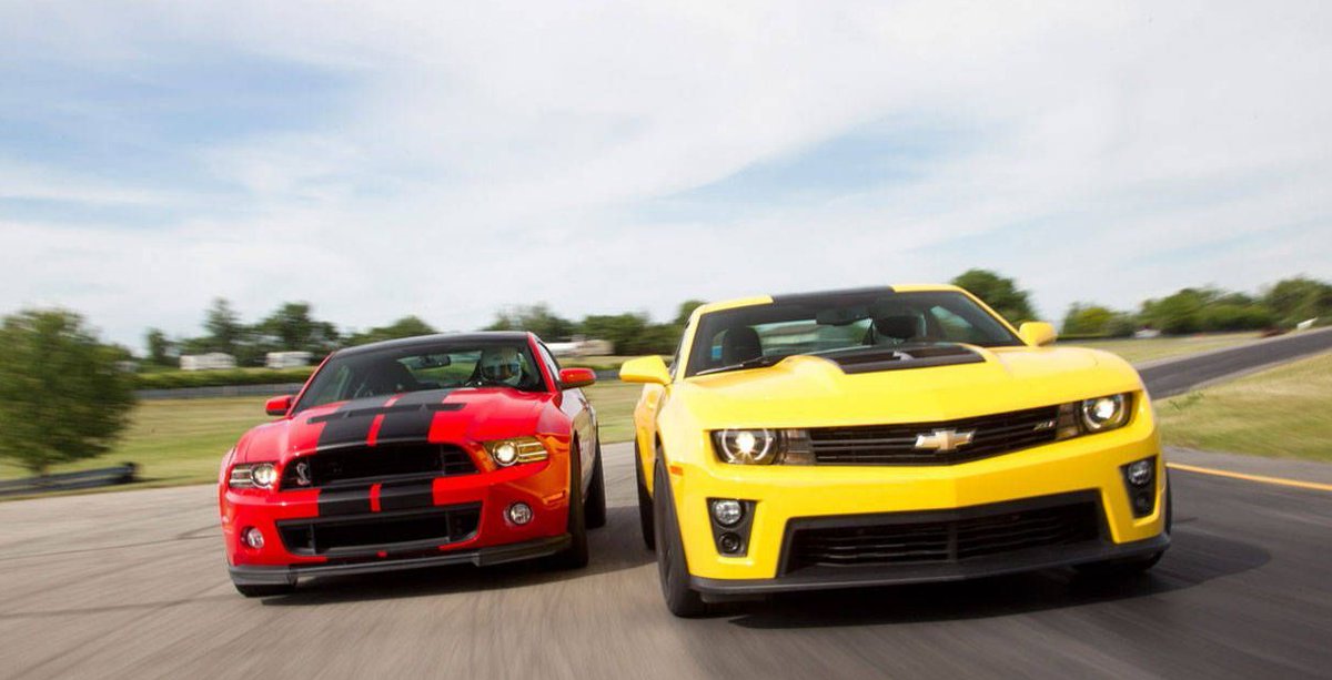 AutosyMas's tweet photo. Vamos a arreglar esto como personas civilizadas…

Mustang = ❤️
Camaro = RT

¿Cuál ganará? 🤔 https://t.co/PwYmUHQgXz