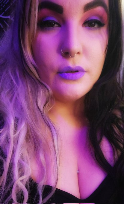 👑 Queen Zil 👑's pics and videos FJGeLZYX0AIyX o jpg:small preview