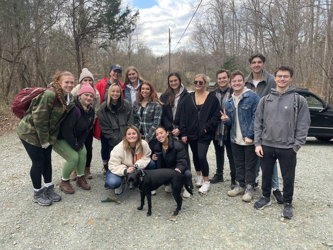 kerry_barba's tweet photo. Today I spent a lot of time out in nature- I went on a hike with classmates, and then watched the sunset. I am definitely feeling the effects of the Nature Fix! #COR4240 #ElonEd https://t.co/yTnpUUxxfE