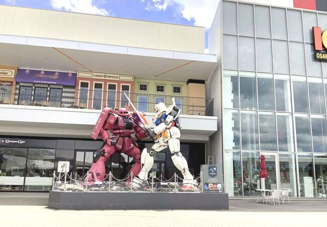 章rx 78 ららぽーとexpocityを運営する三井不動産とバンダイナブコグループが エキスポシティに新たな実物大ガンダム を設置し ガンダムベース大阪を開店すると発表した なんて夢を見た 吹田市 早くも撤去が さようなら ガンダムvsシャア専用