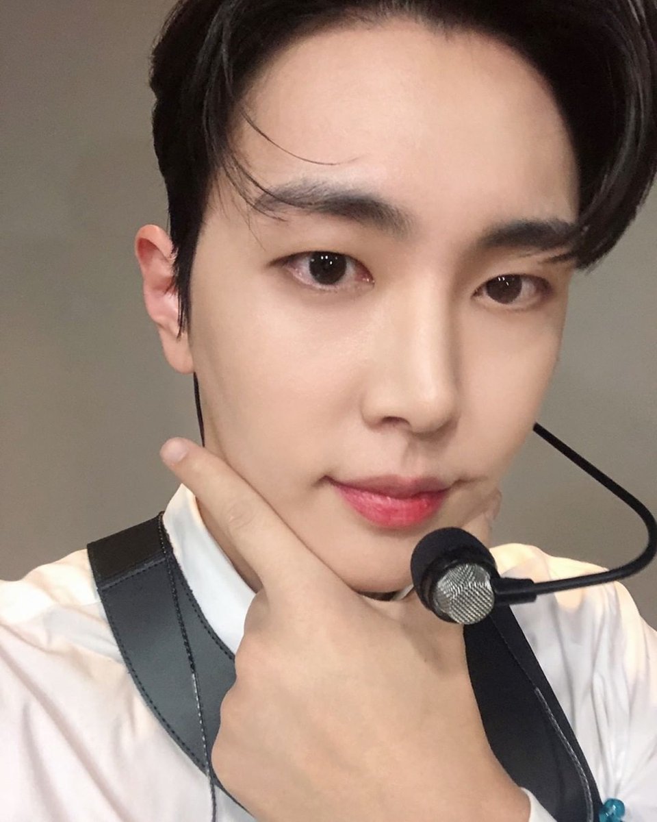 SF9CHILE's tweet photo. [#PIC ¦ 220107] Actualización de sf9_official_jp en Instagram con mensaje de #JAEYOON.

🐣: Tengan cuidado de no pescar un resfriado ❄️

🖇️ https://t.co/YiVQSYy5a4

#SF9 #에스에프나인 #재윤 @SF9official https://t.co/S1kVrcD5Zn