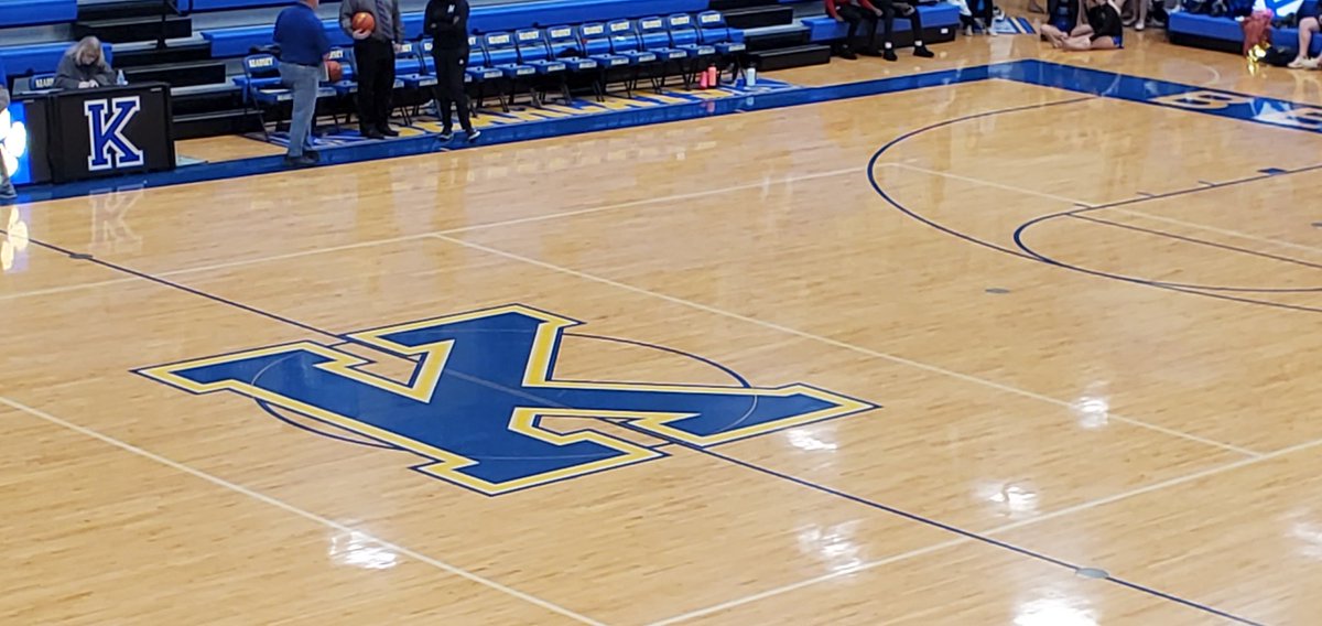 _Da_pistol's tweet image. My last coverage in Kearney and we got ourselves a good one tonight.
The Lady Bearcats (8-3) has district matchup against Lincoln Northeast (6-4). Follow along for scores and updates

#KHSBearcatnation
#nebpreps