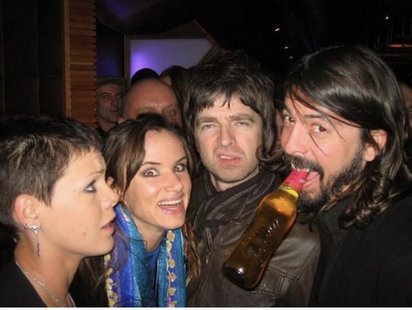 Happy birthday to Dave Grohl! the best drummer in the world ( second only to ) 