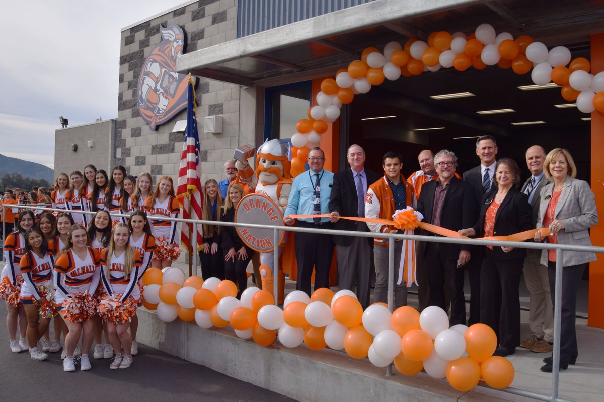 JoelAndersonCA's tweet photo. Valhalla High School hosted a ribbon cutting ceremony this week to celebrate its brand new athletic facilities. My staff presented Certificates of Recognition to @GUHSDTweet, @valhallahigh faculty, and the construction companies who made this all possible for our local students. https://t.co/3NgQSkMQmC