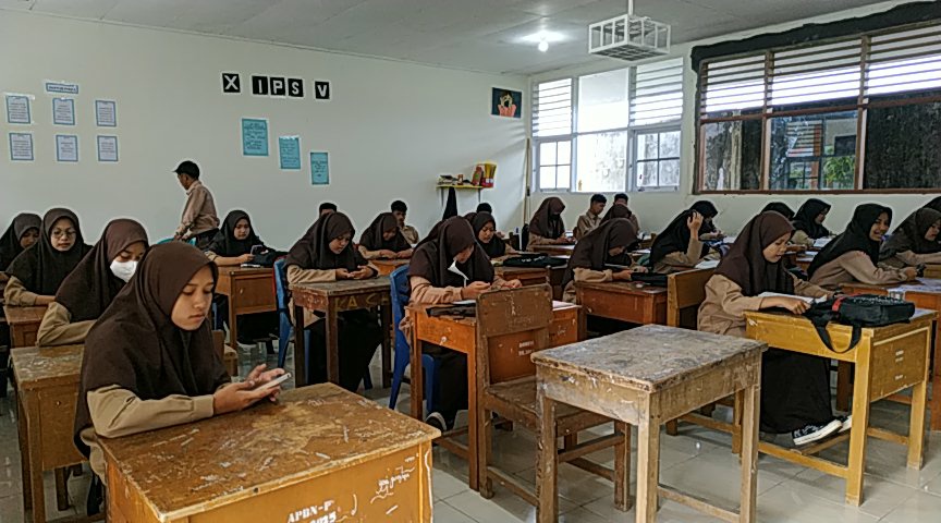 nanda_Rp13's tweet photo. Rasanya de Javu ketika mereka mirip dengan kegiatan yg ingin ku ubah, namun beda dimensi https://t.co/Hin3igw8hG