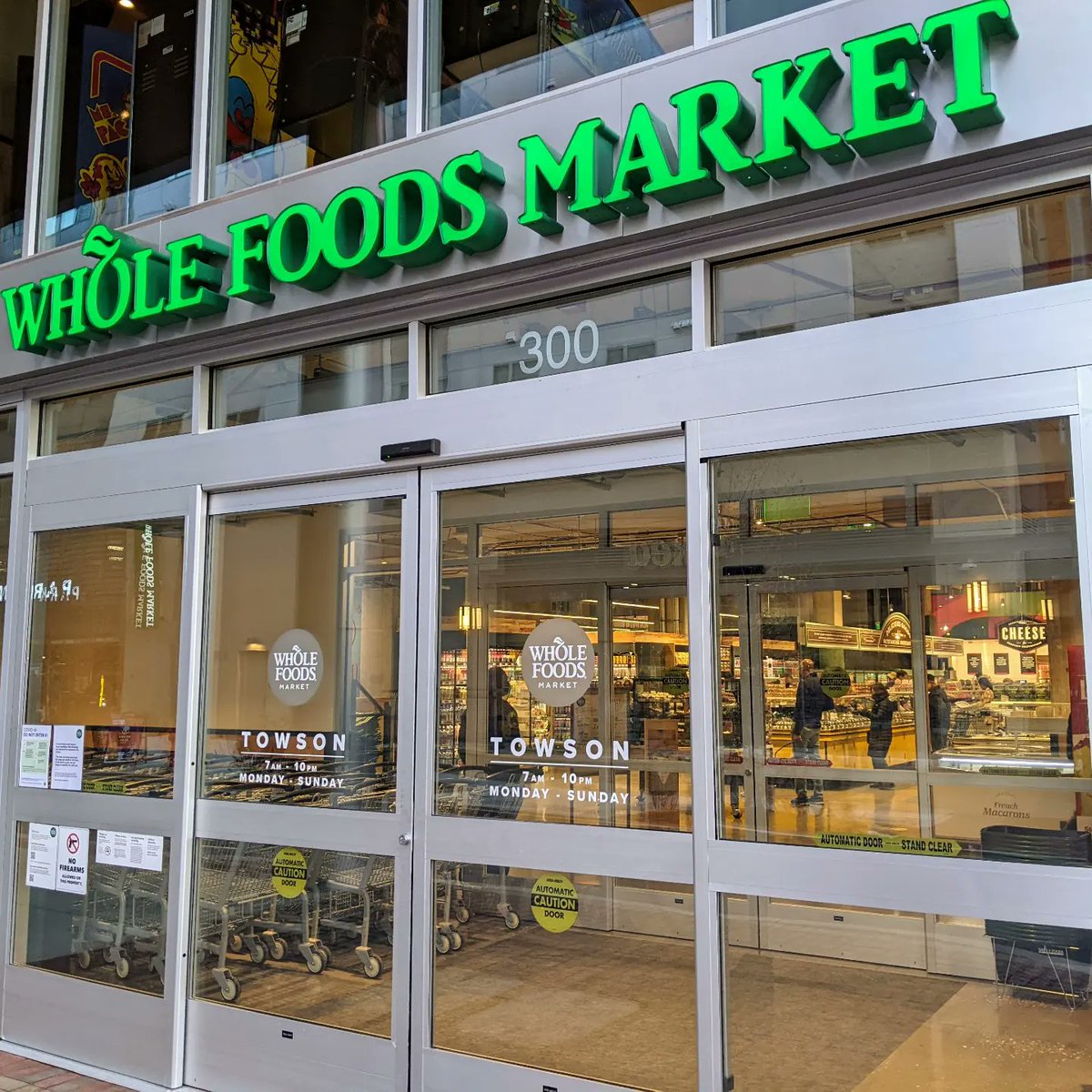 danielroz tweet media