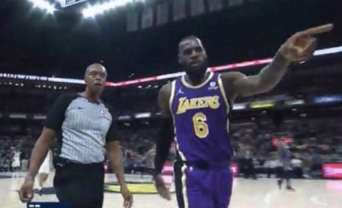 “That’s him officer! He’s the guy I caught beating off in the stall to chiodos!!!!!😩”