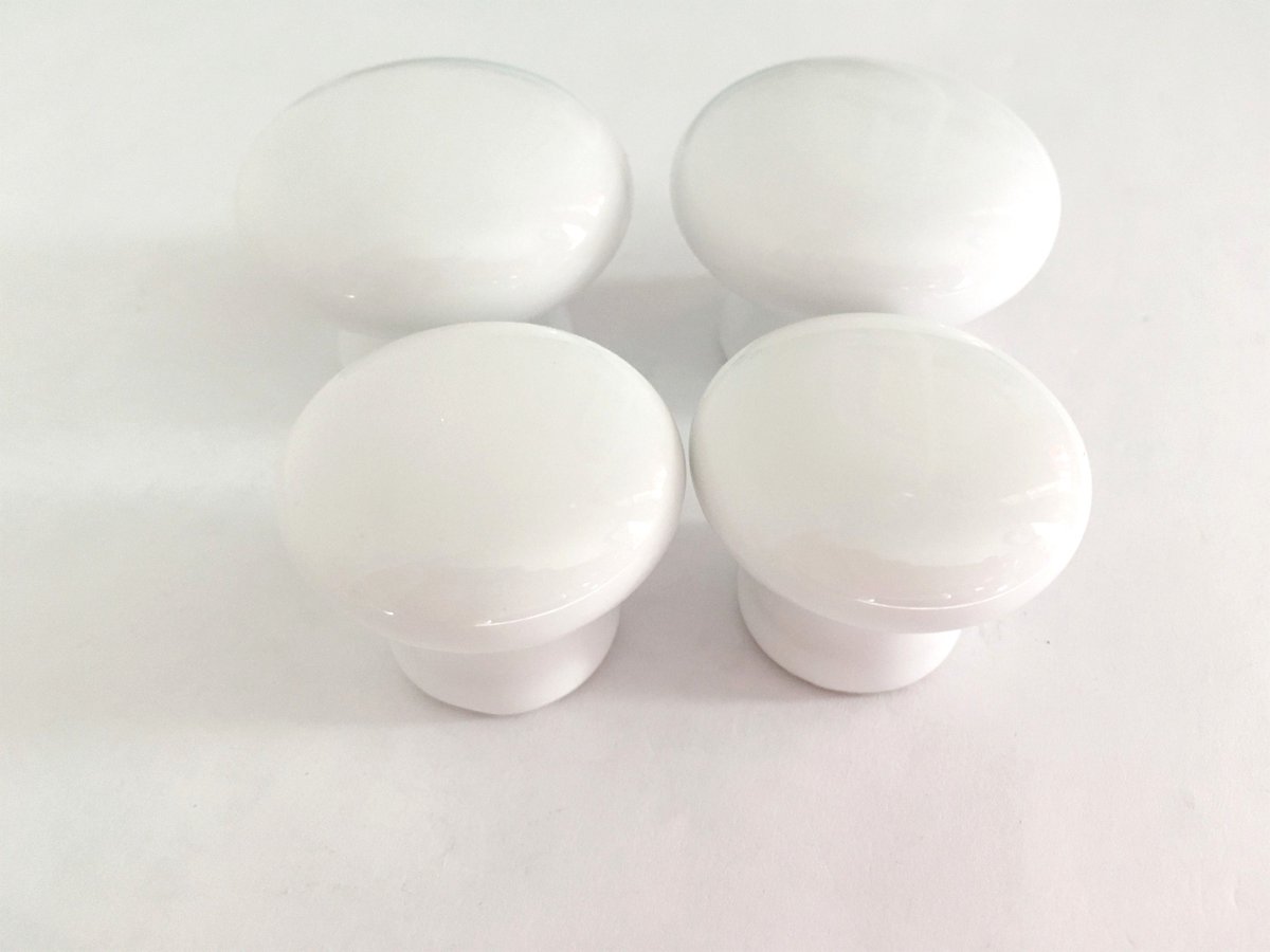 ruralgals's tweet image. White Ceramic Knobs, Green &amp;amp; Leafy Kitchen Herbs, Kitchen Cabinet Hardware, Cabinet Knobs, Sets of 4 or 6, 2 Knob Sizes, Kitchen Decor #DecorativeKnobs #knobs 
$20.74
➤ etsy.com/listing/107539…