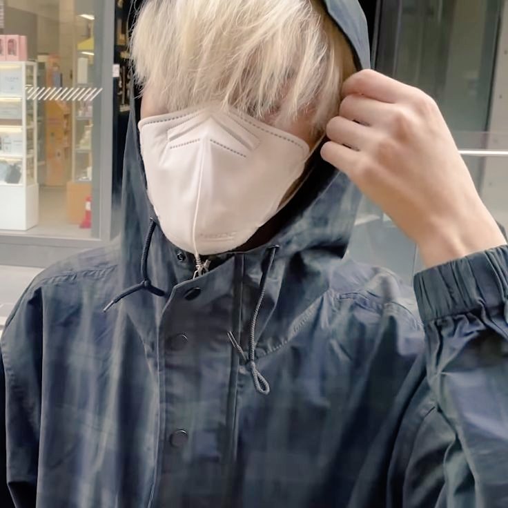 leedowonie's tweet photo. 누구세요? 🤔🤔

#ClueSelcaDay #TAG
#10MonthsWithCiipher
@RAIN_Ciipher https://t.co/4XEsBIUuvC