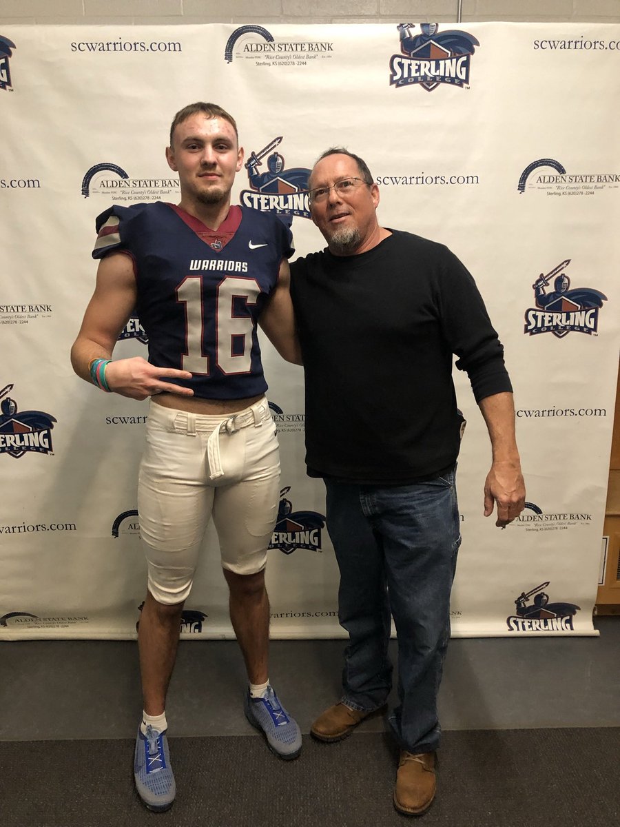 Had a great time at Sterling <a href="/AO1CoachKenney/">Joe Kenney</a> @TaylorMustangFB