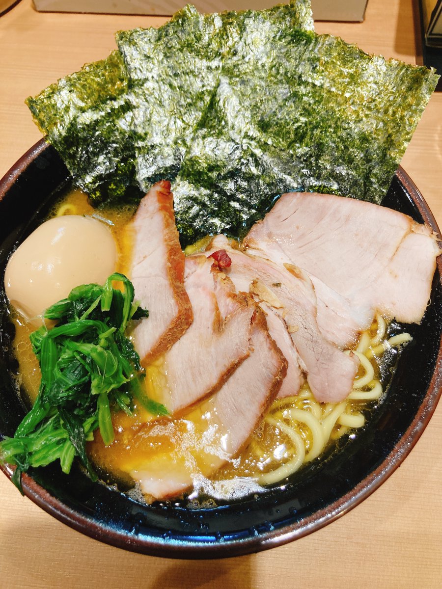 皇綱家 チャーシューラーメン＋半熟卵 Braised Pork Ramen with Seasoned Egg