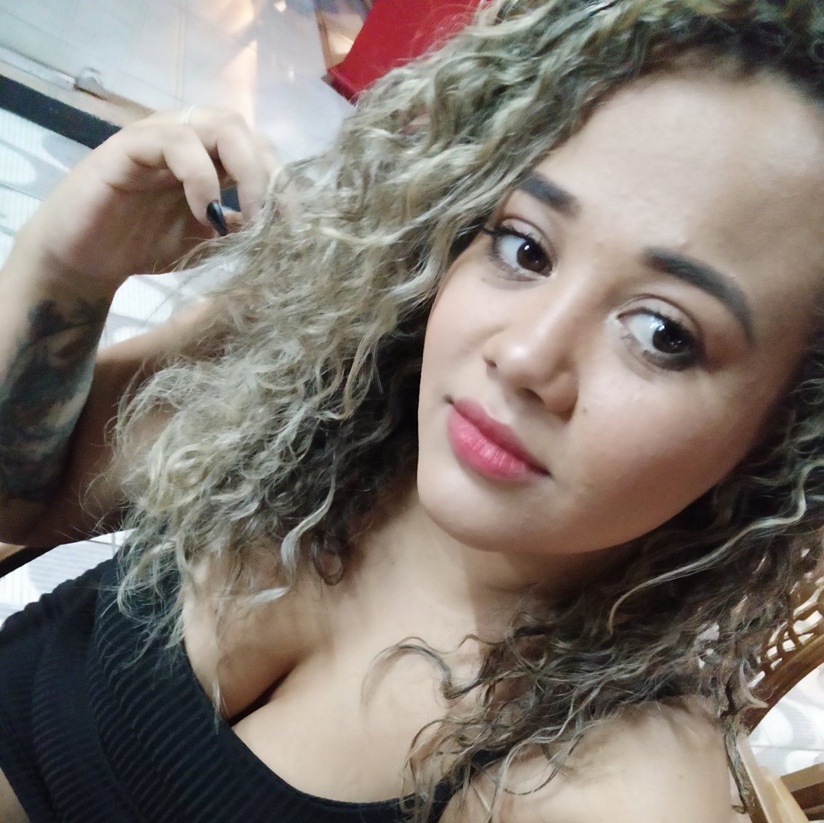 Aline_corc's tweet image. #NewProfilePic