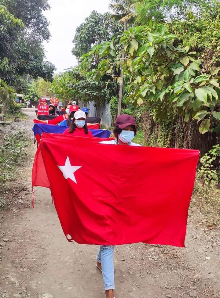 The main strike in Kale, which has been going on anti-military daily protests for 342 days.

#NoFlyZoneInMyanmar #2022Jan15Coup
#WhatsHappeningInMyanmar