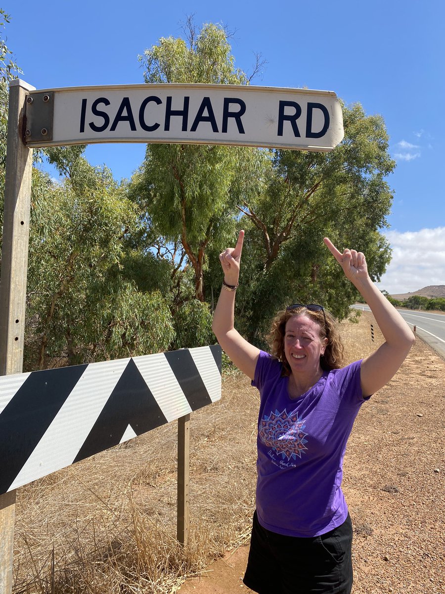 MrsChom's tweet image. This amuses me every time I drive past. Needs parentheses! 🤣#westernAustralia #StringFunction #Boolean #computerScience #programming