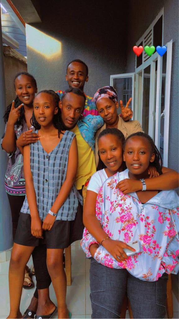 IsongaFamily's tweet image. Fam❤️