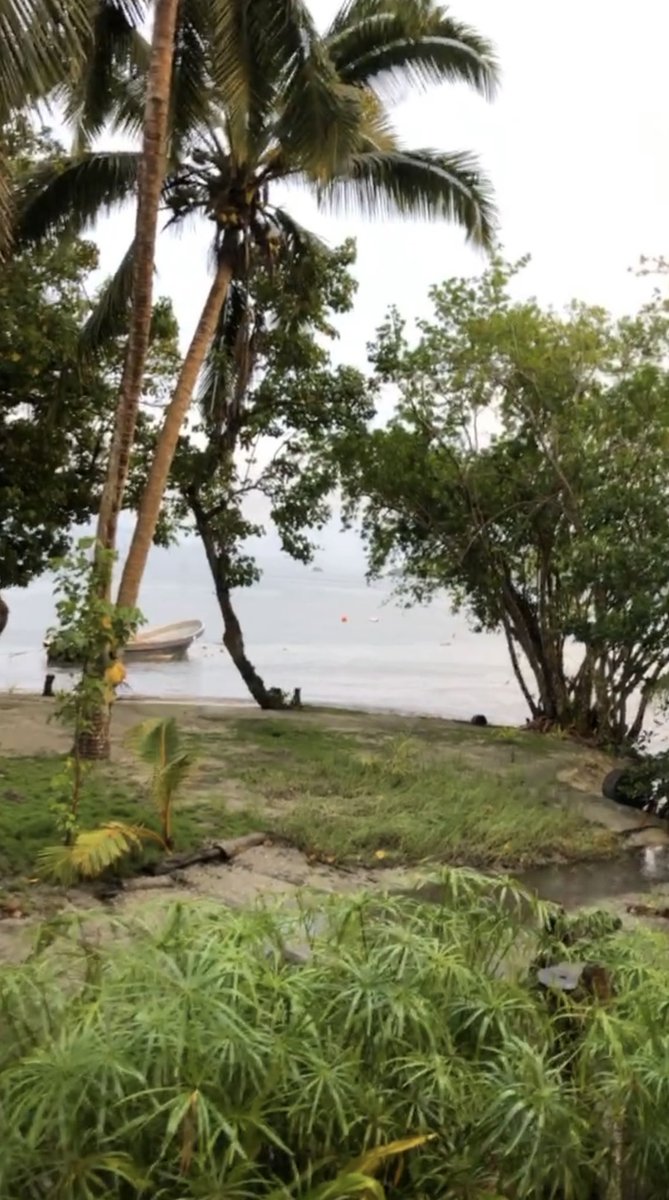 JTuisinu's tweet image. Tsunami waves have reached parts of Vanualevu in Fiji.
Pictures from Sea salt in Viani Bay - Vanualevu.