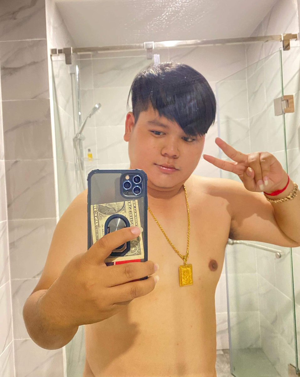 ខ្វះអ្នកដុសខ្នង😂😂