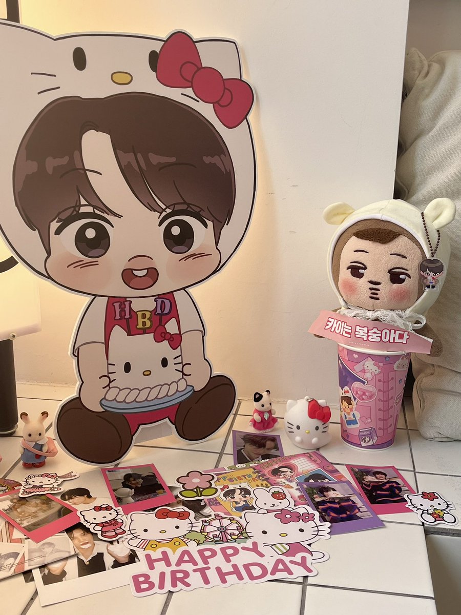 lieberka1's tweet photo. To. 마음으로 함께한 김치킨씨,..,..
짱종인짱귀엽다
#HBDKAI
#짱종인데이 https://t.co/P76hjzLE5j